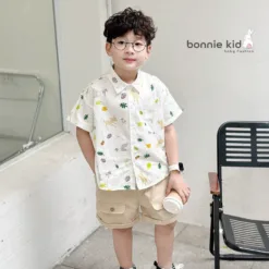 Set of grass pattern shirt with soft khaki shorts