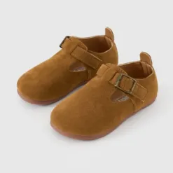 Boys' loafers 989,003